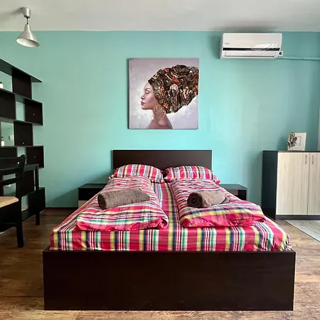 Apartament Flower 8 *